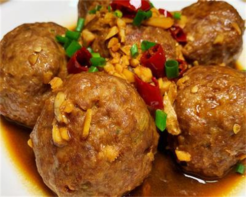 食堂外包成为主流